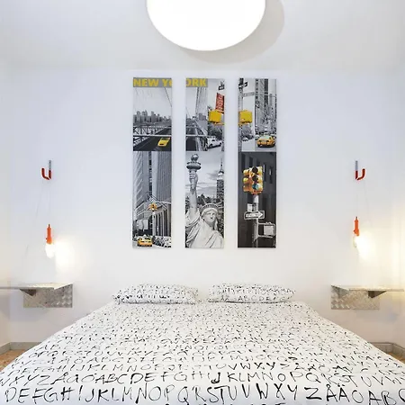Art & Industry Bed and breakfast